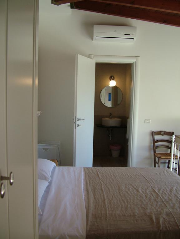 Agriturismo "Terra D'Ulivi" Porto Cesareo Zimmer foto